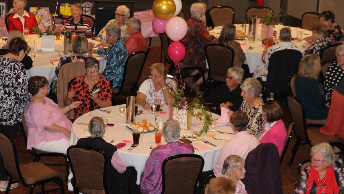 About 160 women attended the Mother's Day lunch organised by the Inverell Breast Cancer Support Group. 